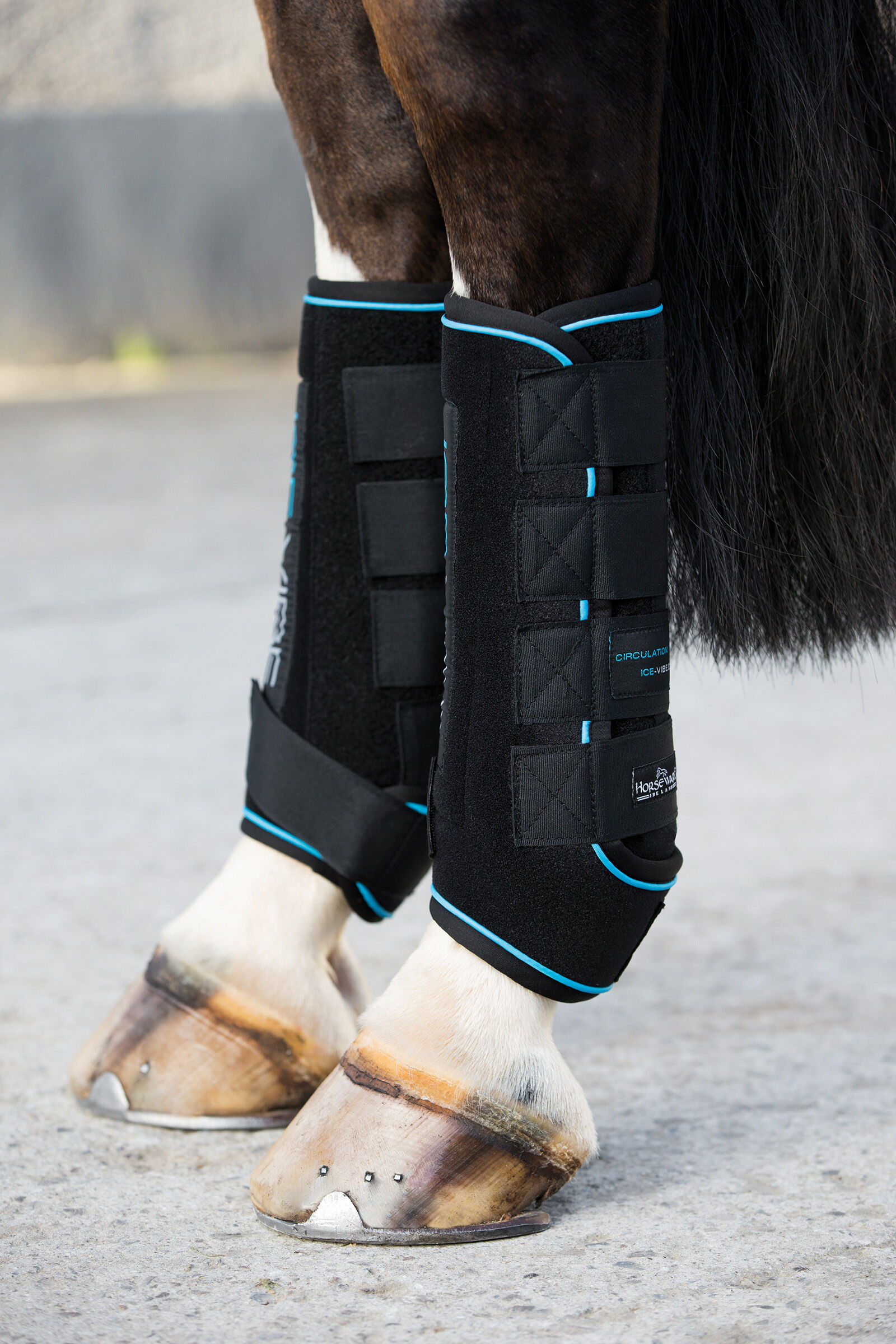 Buy Horseware Ice Vibe Boots horze