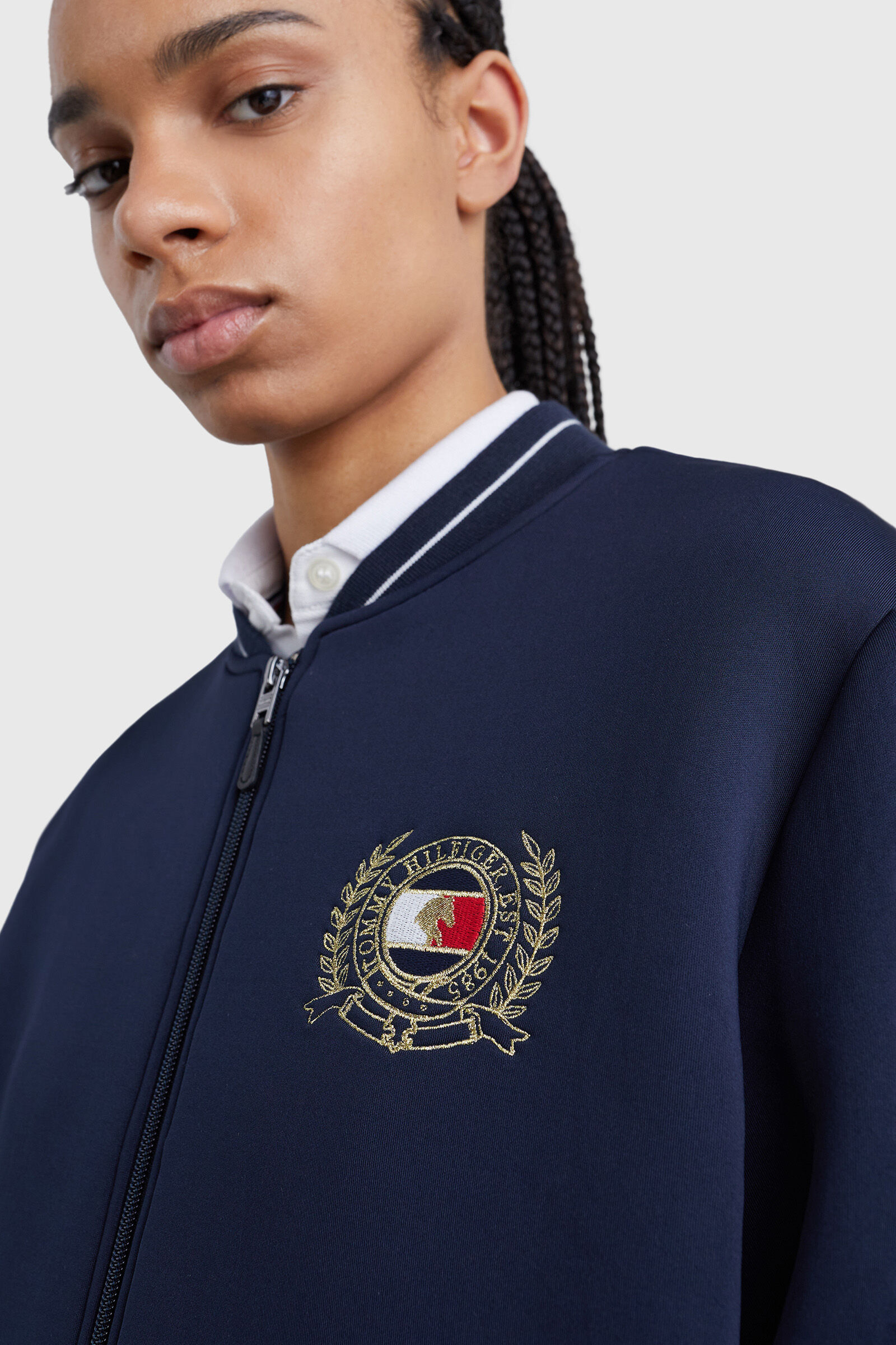 Tommy jeans crest jacket discount