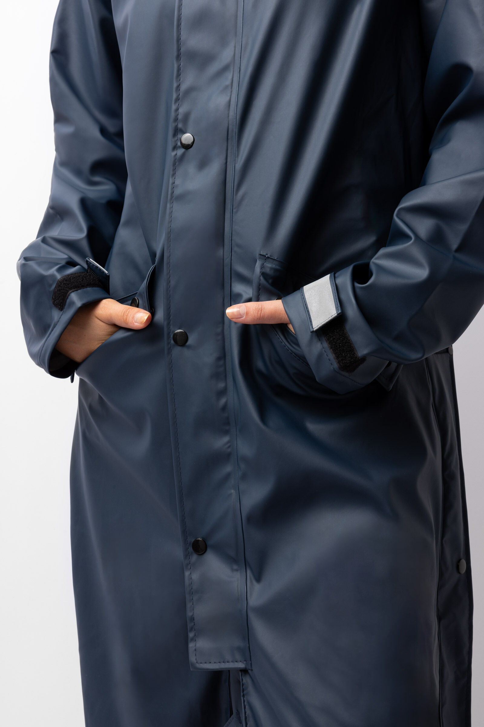 Nearest raincoat shop store