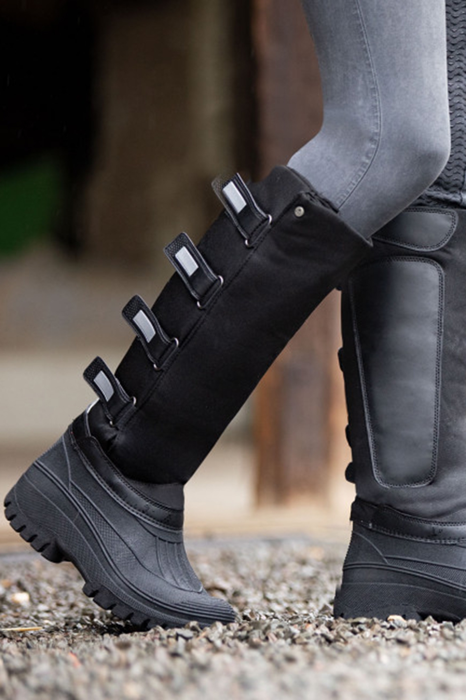 salomon walking boots review