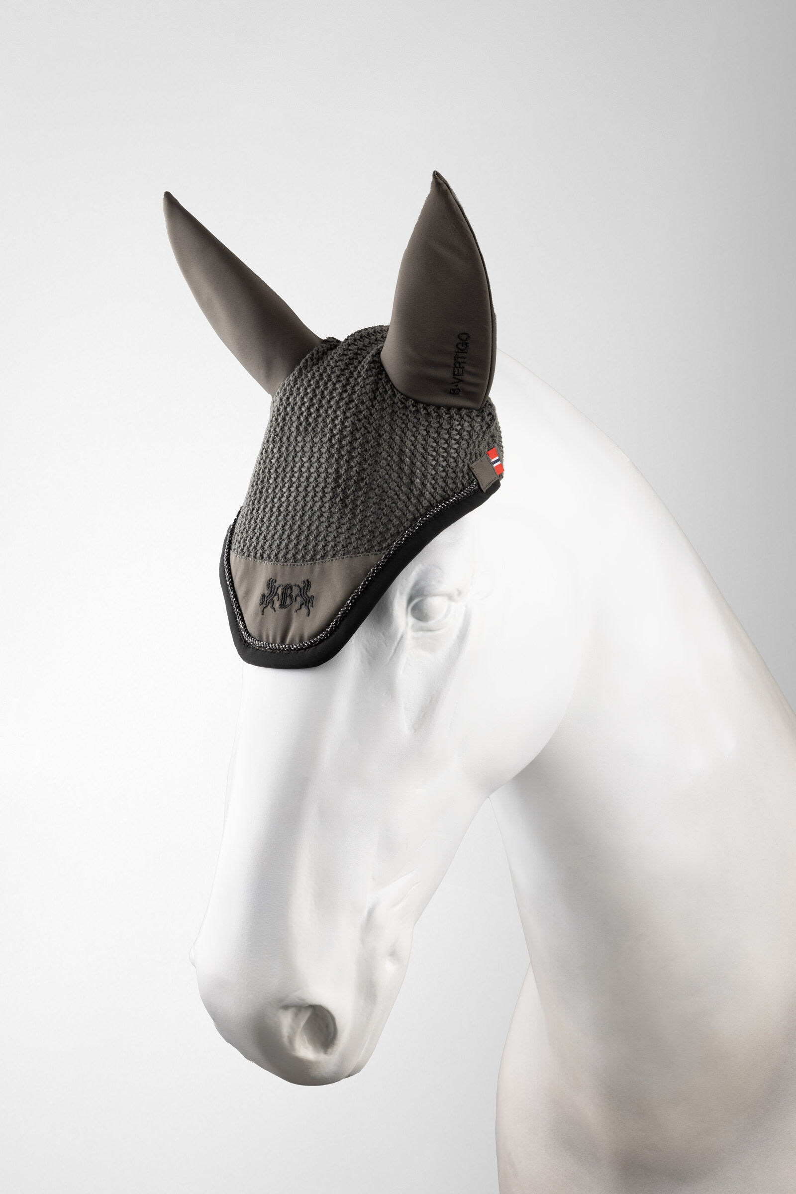 B Vertigo Onyx Noise Absorbing Fly Hood