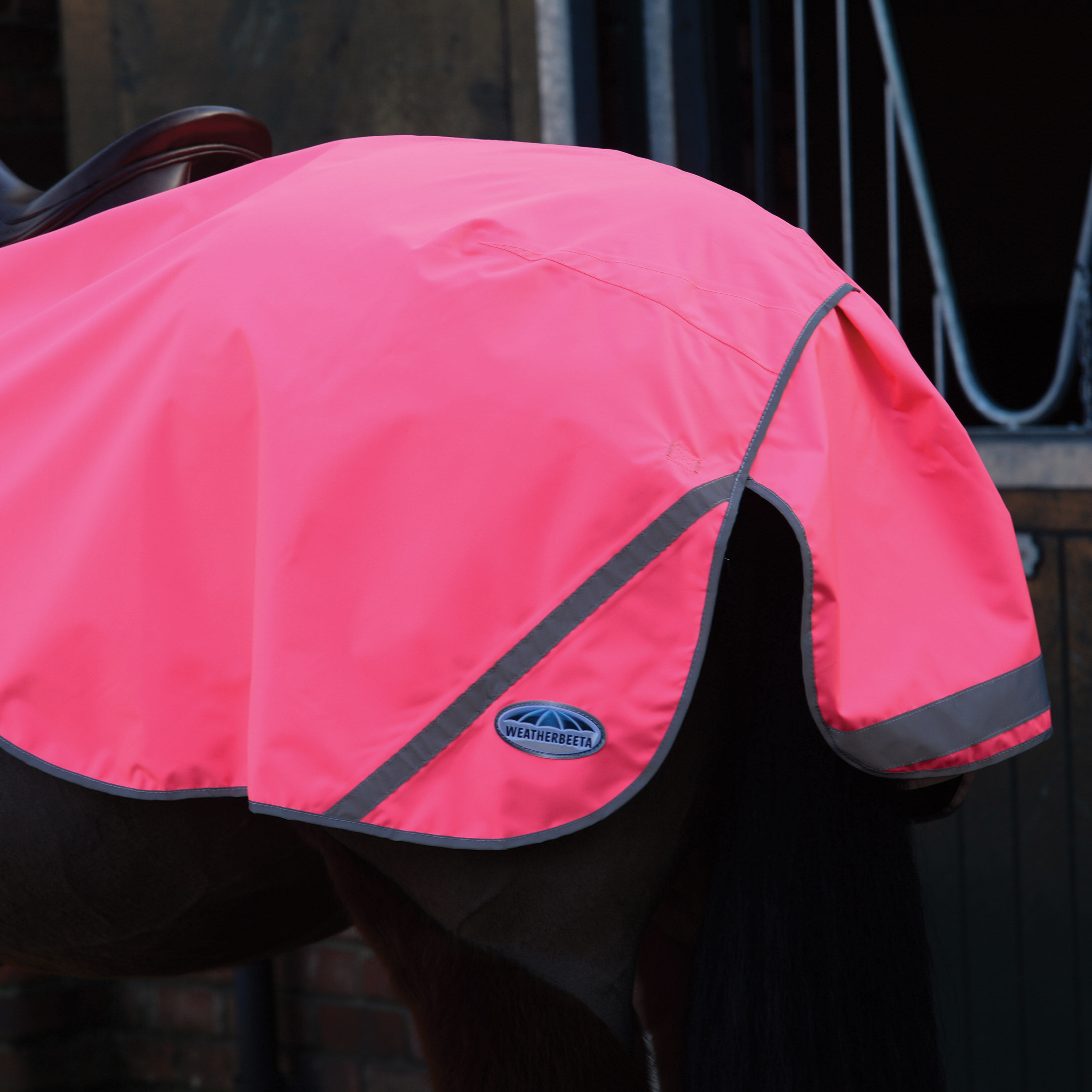 Couvre-reins Weatherbeeta 300D réfléchissant, Pink, 85